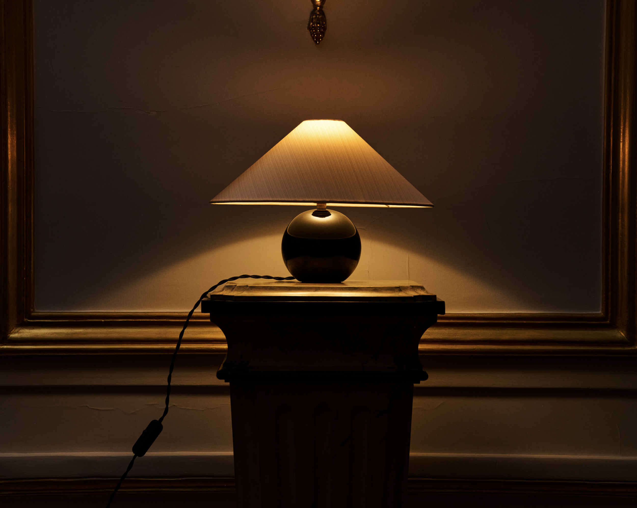 Set design for “Madame de” by Louise de Vilmorin, © Ismael Moumin - Marie-Anne Derville