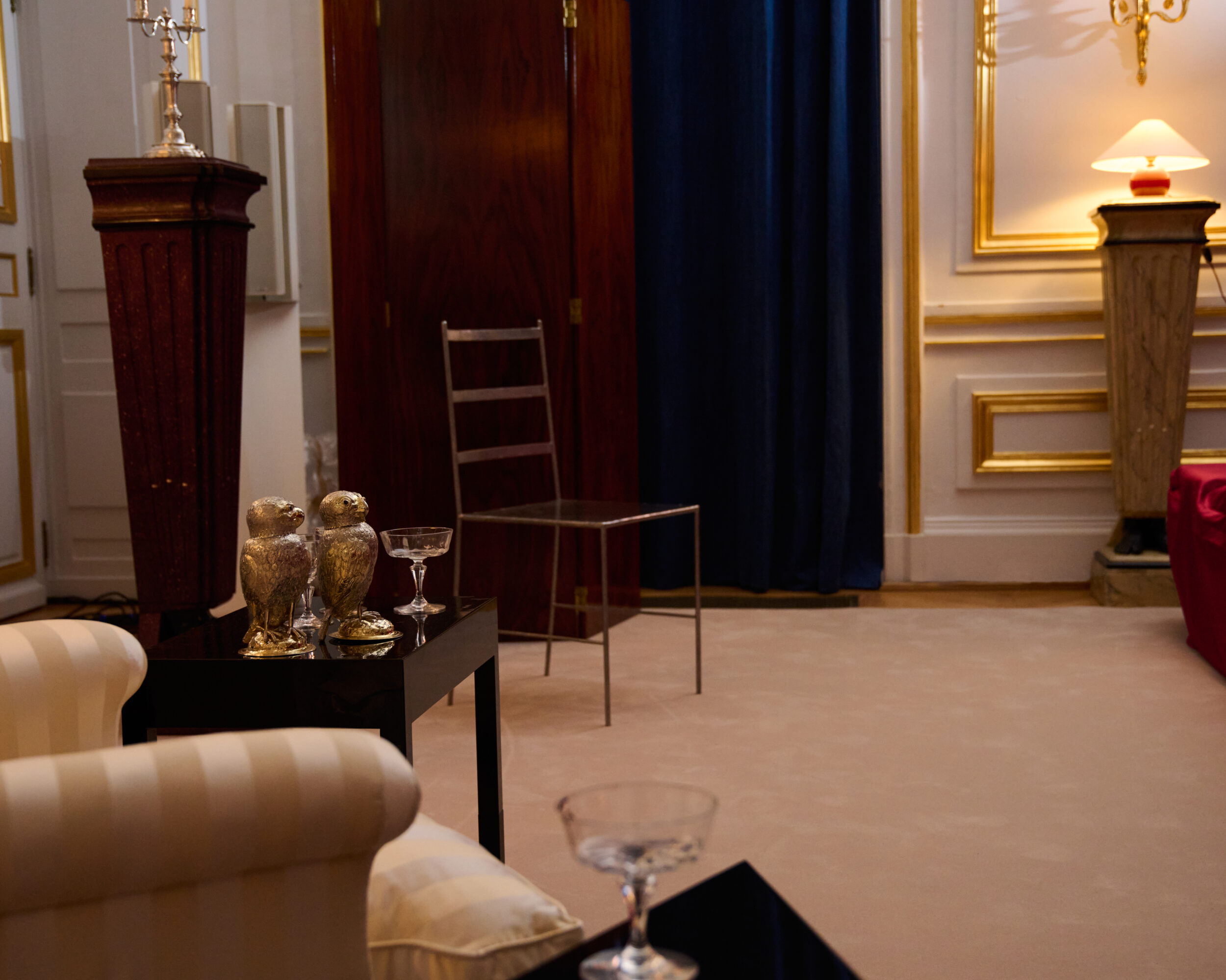 Set design for “Madame de” by Louise de Vilmorin, © Ismael Moumin - Marie-Anne Derville