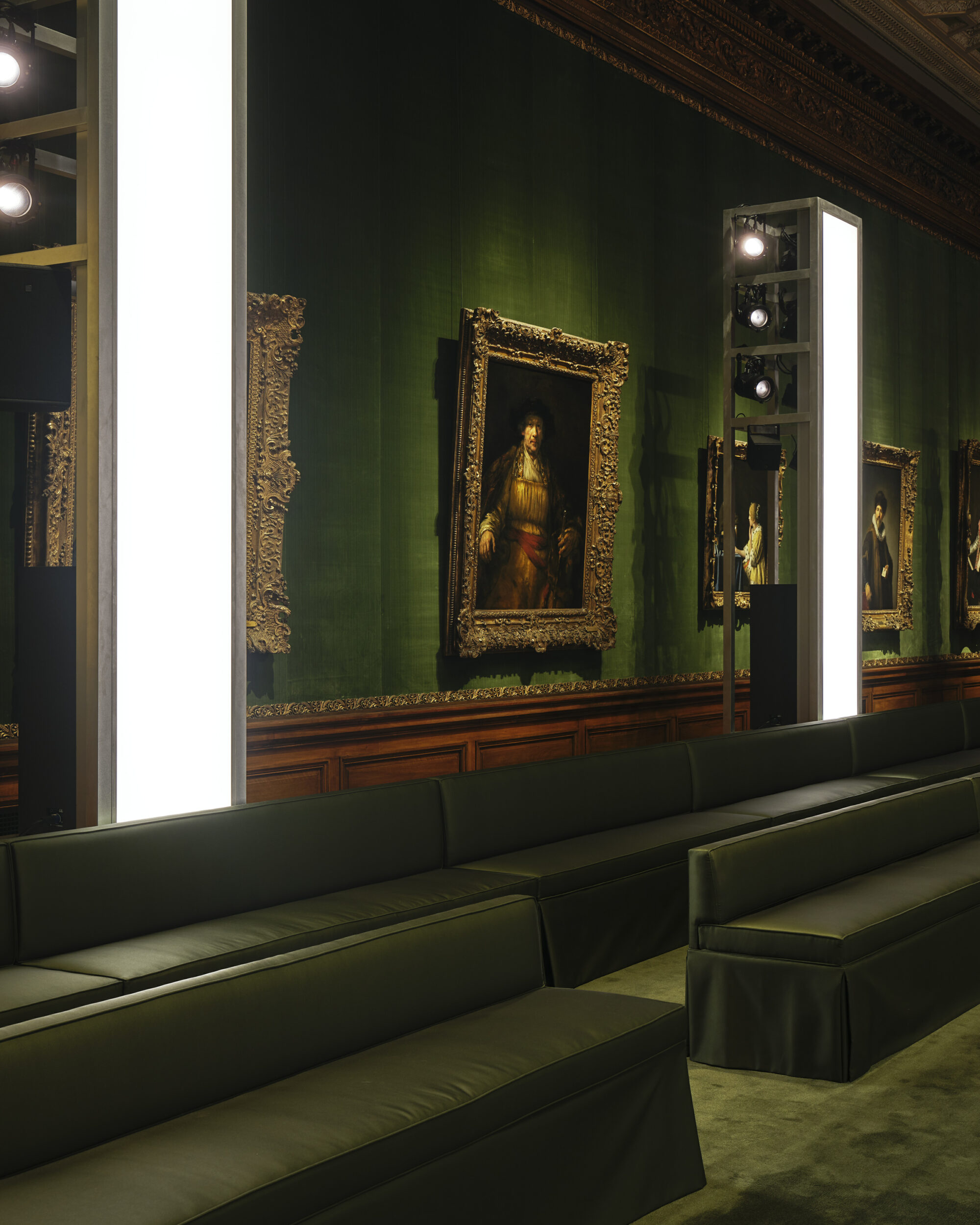 Design for Louis Vuitton Cruise 27 by Nicolas Ghesquière at Frick Collection © Adrian Gaut - Marie-Anne Derville